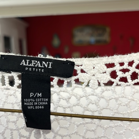 Light-weight white Alfani jacket, cover up, crocheted cardigan.  Size P/M - Picture 2 of 6